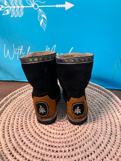 Black suede Boho winter boots