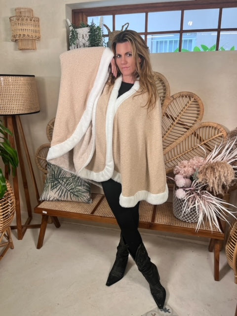 Beige lined Throw